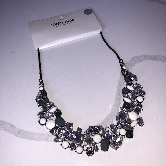 Ever New statement necklace - Picture 1 of 4